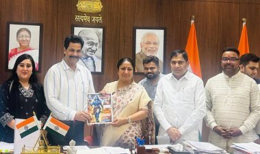 पावन सावन माह के अवसर पर शिव भजन संध्या का दिल्ली के एमसीडी बिल्डिंग में आयोजन