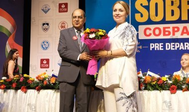 सोब्रानिये 2025: रूस जाने वाले भारतीय एमबीबीएस छात्रों का भव्य विदाई समारोह