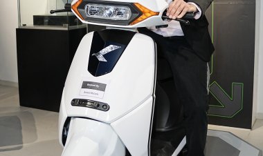 Kinetic Group's EV arm makes a major move, announcing a financing partnership for electric scooters