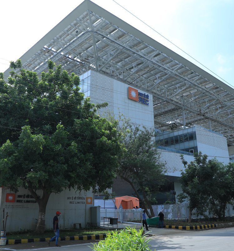 उत्कृष्ट प्रदर्शन की मिसाल: आरईसी लिमिटेड ने FY 2024–25 में ‘उत्कृष्ट’ एमओयू रेटिंग के साथ रचा नया कीर्तिमान