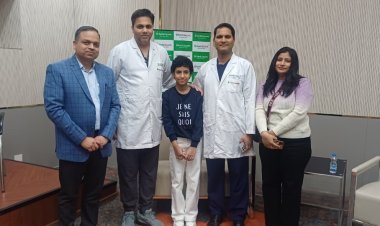 फोर्टिस एस्कॉर्ट्स ओखला में चमत्कारी उपचार  स्टेज IV बोन कैंसर से जंग जीतकर बच्ची फिर चली अपने पैरों पर