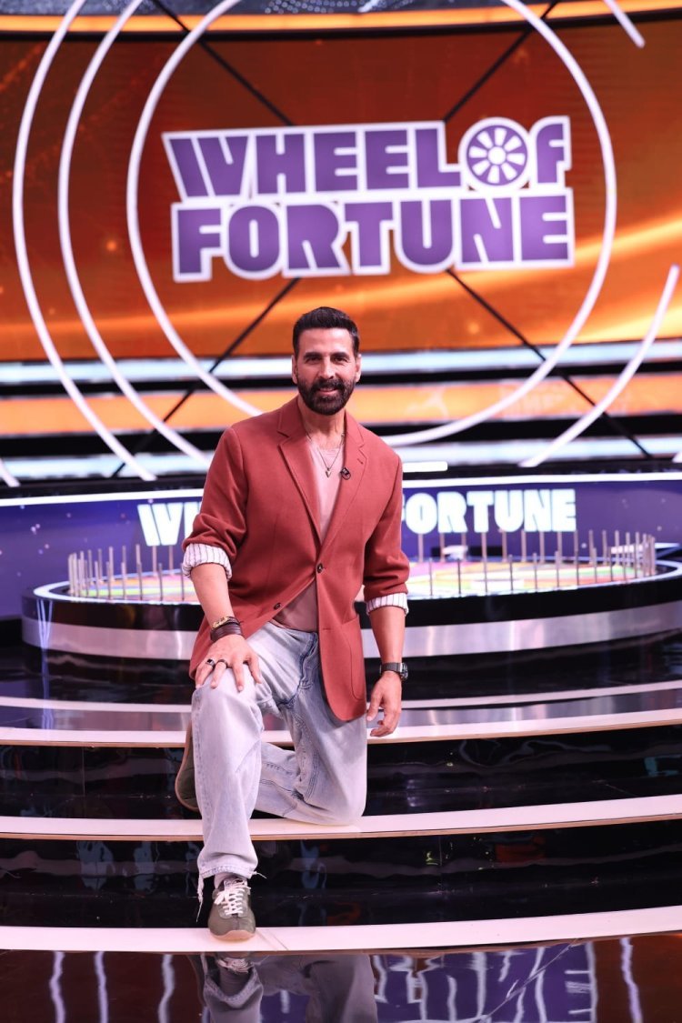 Emotional moment and big reveal on Wheel of Fortune Akshay Kumar shares his reading habits
