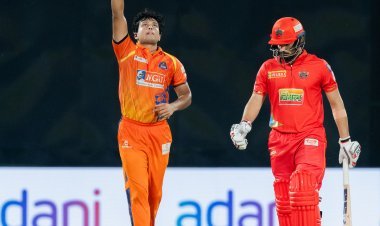 DPL 2026: मयंक गुसाईं के ऑलराउंड प्रदर्शन से वेस्ट दिल्ली लायंस ने साउथ दिल्ली सुपरस्टार्स को 5 विकेट से हराया
