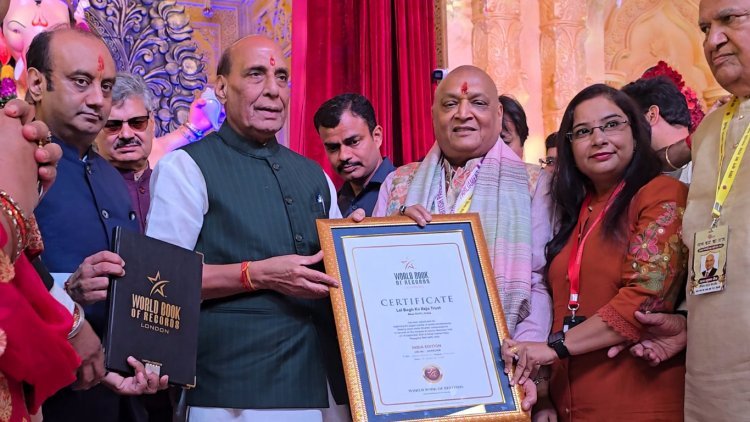 सैकड़ों श्रद्धालुओं ने एक साथ किया शंखनाद, दिल्ली में ‘लाल बाग का राजा’ महोत्सव में बना विश्व रिकॉर्ड